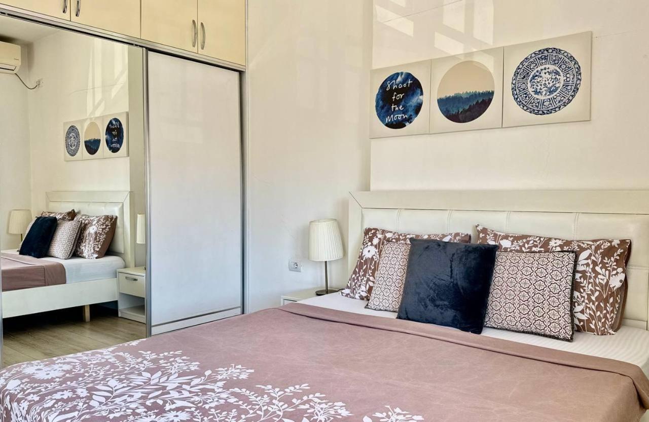 Morina Sea View Apartment Sarande Exterior photo