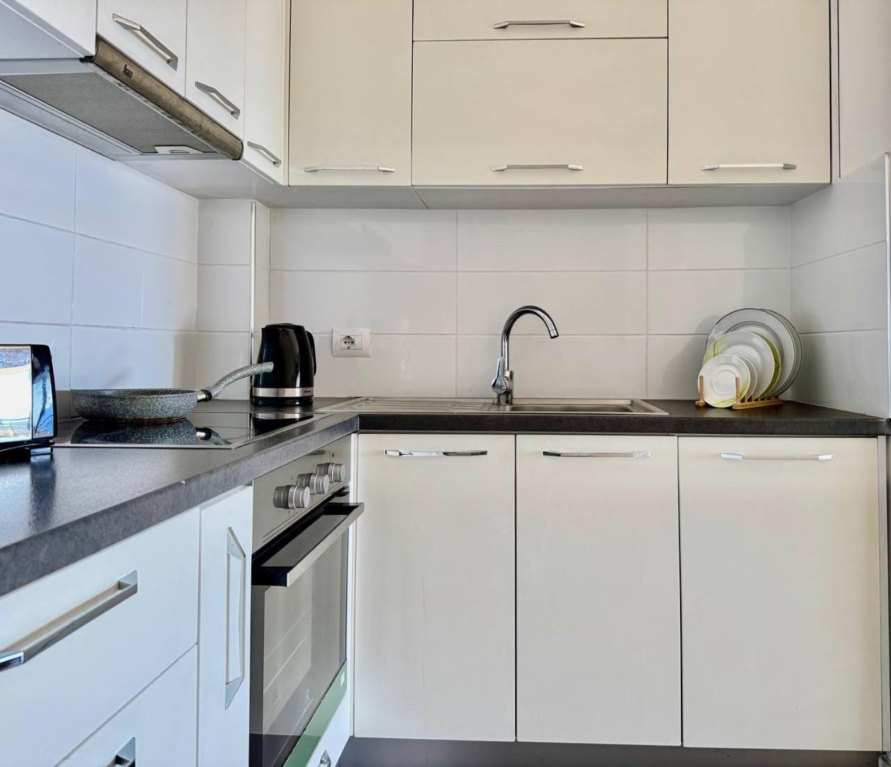 Morina Sea View Apartment Sarande Exterior photo